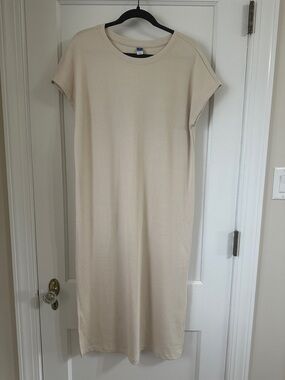 Old Navy Cream Ribbed Short Sleeve Maxi Dress